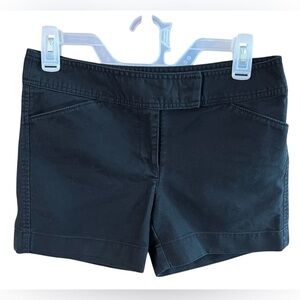 Ann Taylor Women's Black Signature Shorts! Size 2.